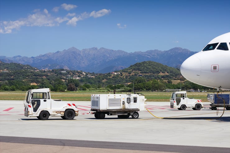 05-Reacton-Off-Road-Vehicles-Airport-Ground-Support-GSE-01