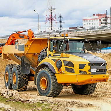 03-Reacton-Off-Road-Vehicles-Articulated-and-Rigid-Dumpers-01