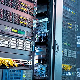 11-Reacton-Homepage-Data-Centres-01