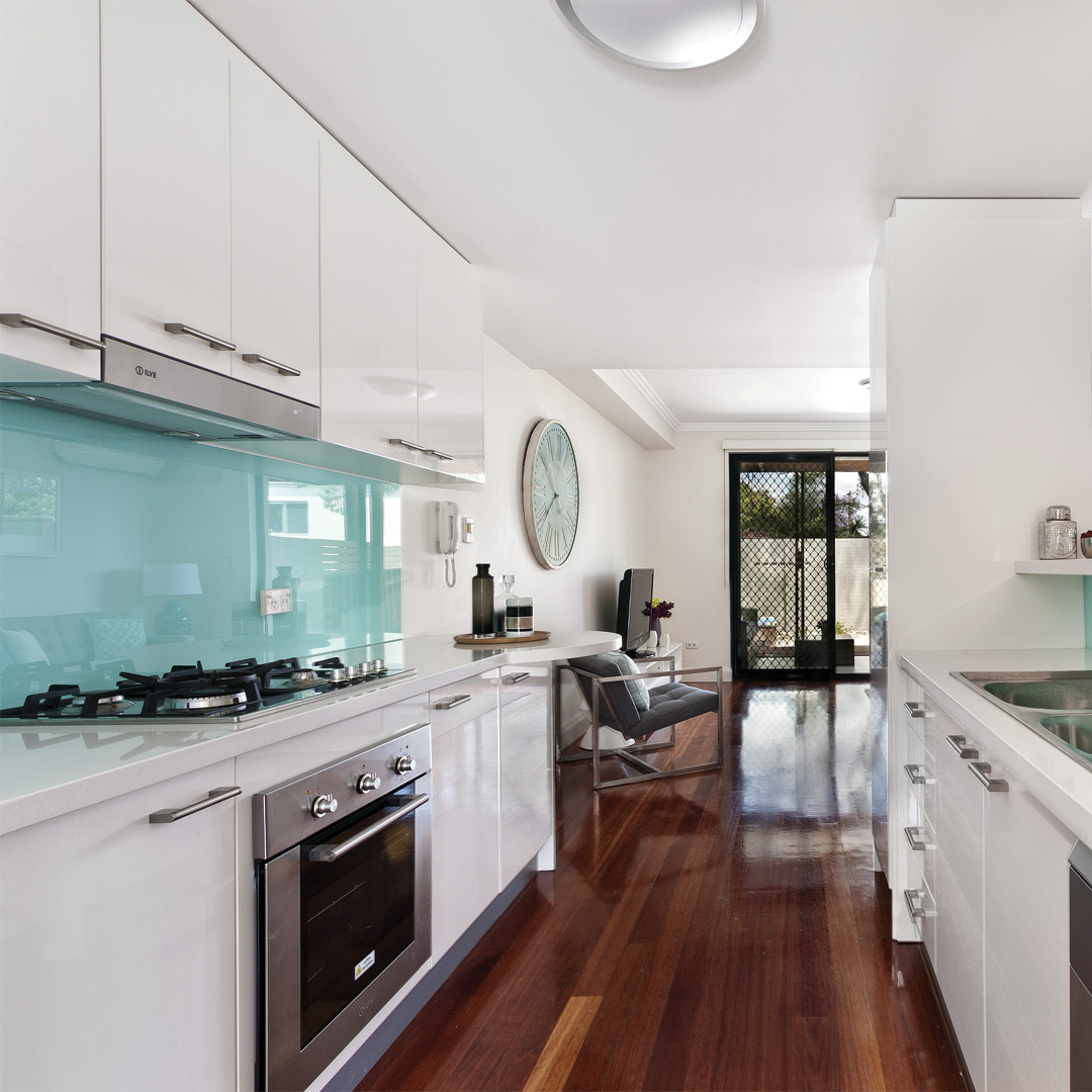 Reacton-Residential-Kitchen-01